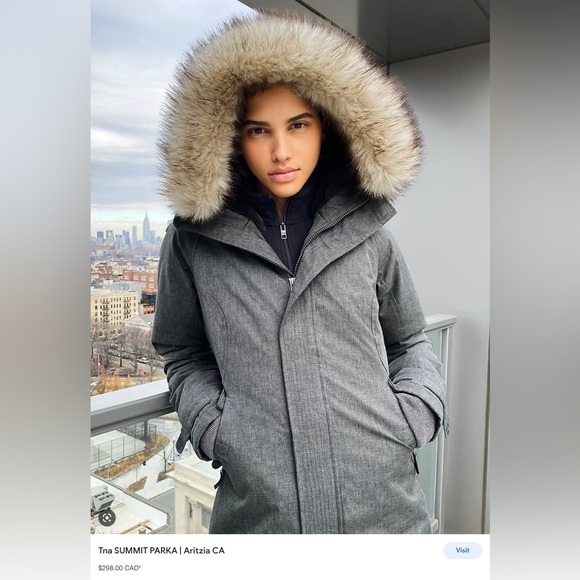 TNA Aritzia Summit Short Parka XS - Picture 2 of 3